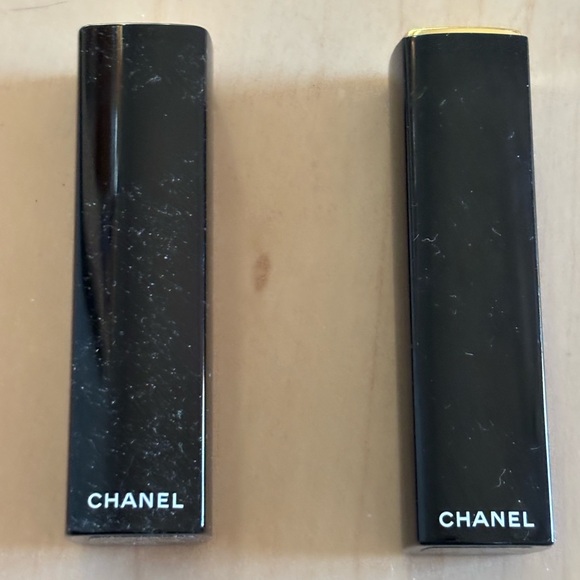 NWOT-2 tubes Chanel Rouge Allure Velvet lipsticks - 2 tubes - Picture 3 of 11